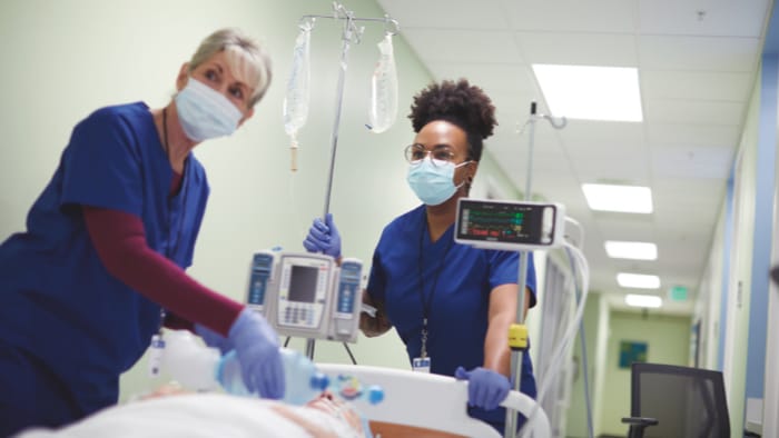 Enhancing patient outcomes, hospital flow and resource utilization through timely care transitions in the ICU